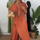 Ensemble d'un top et d'un pantalon décolletés unicolores